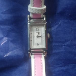 Coach pink and white ladies watch. Just back from watch doctor. Euc